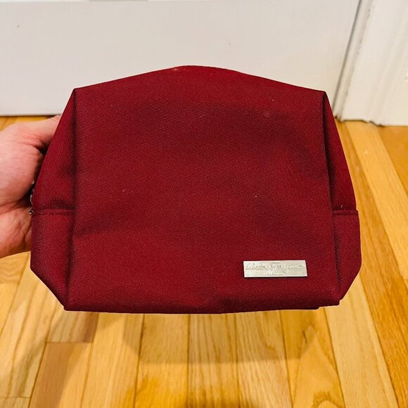 Vintage Salvatore Ferragamo Airlines Business Amenity Kit Toiletry Bag - Picture 1 of 16